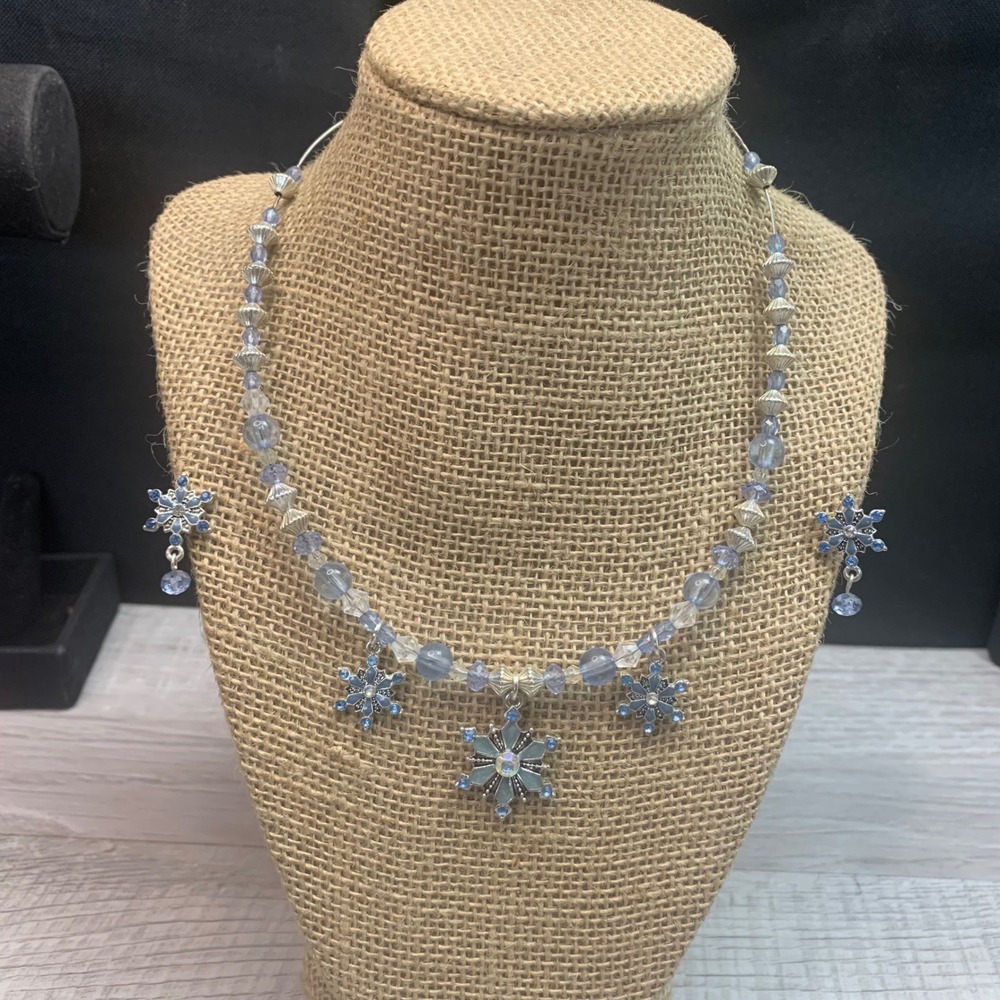 Blue Silver Snowflake Pendant Necklace and Earring Set Winter Jewelry 16" 5524